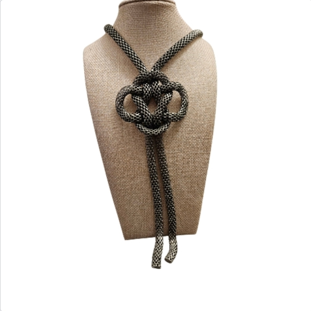 Elegant Silver Knot Necklace